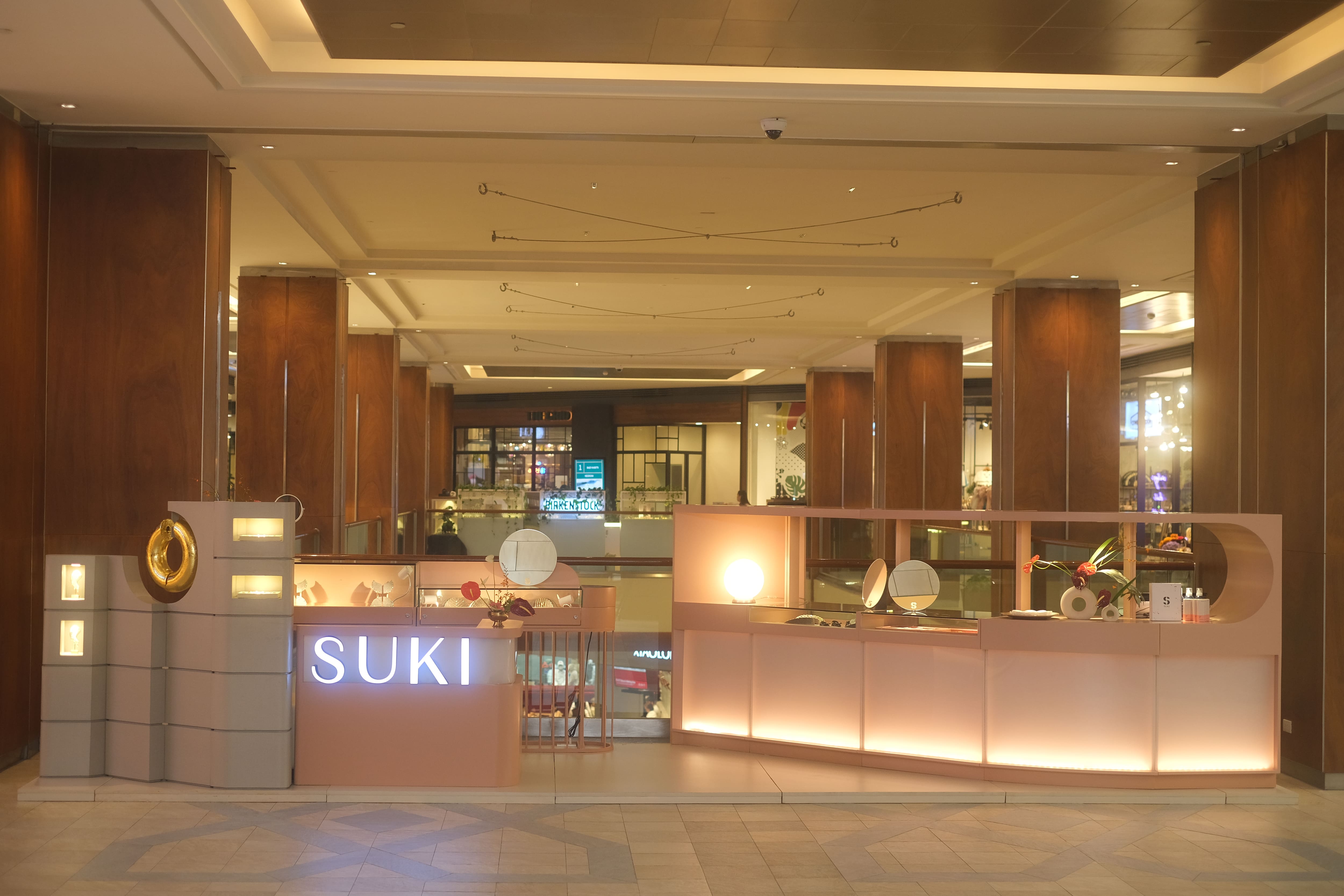 Suki jewelry deals